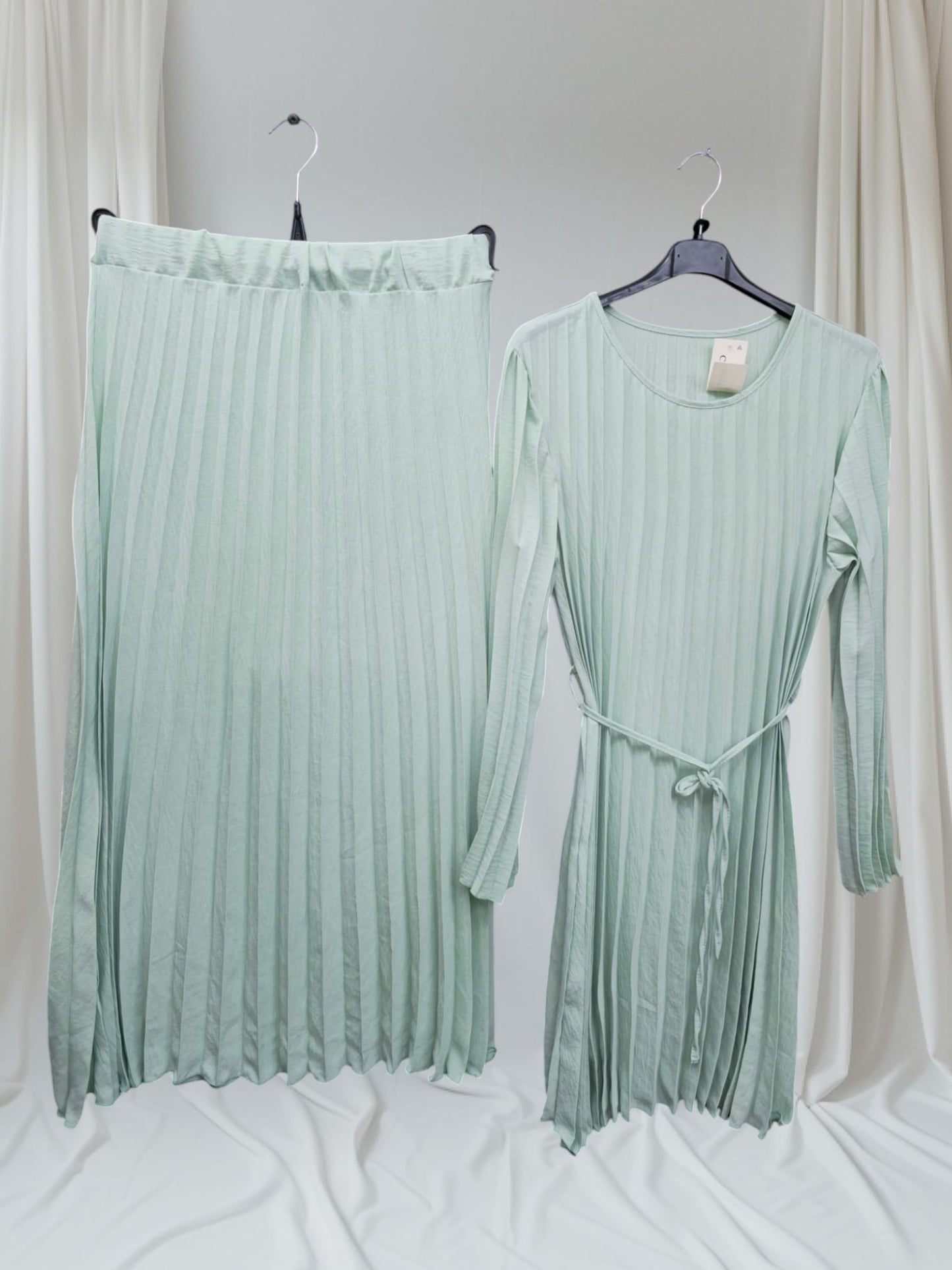 Set 2 Teilig Hose/Oberteil oder Rock/Oberteil